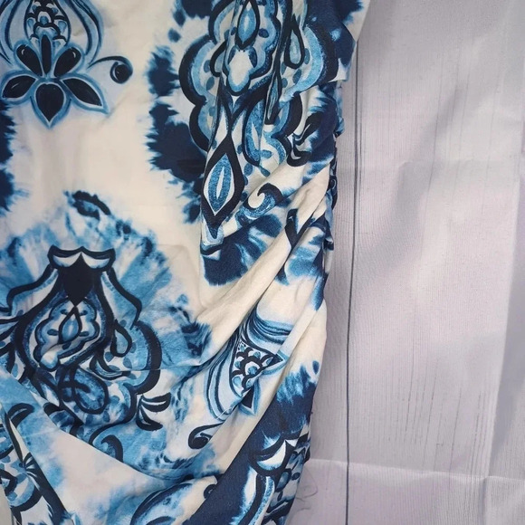 Zara Floral Spaghetti Strap Top With Cinched Sides NWT - Picture 3 of 10